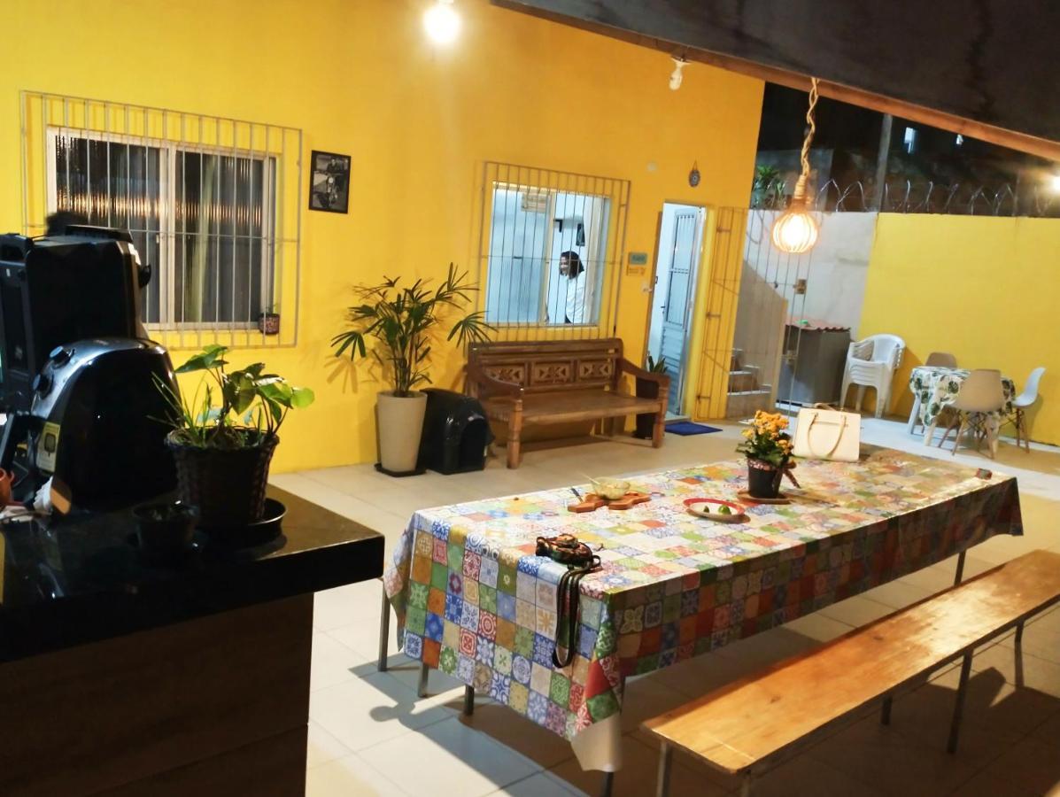 Casa Amarela Hostel Guarapari Exteriör bild