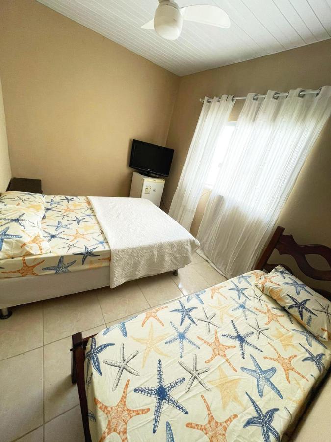 Casa Amarela Hostel Guarapari Exteriör bild