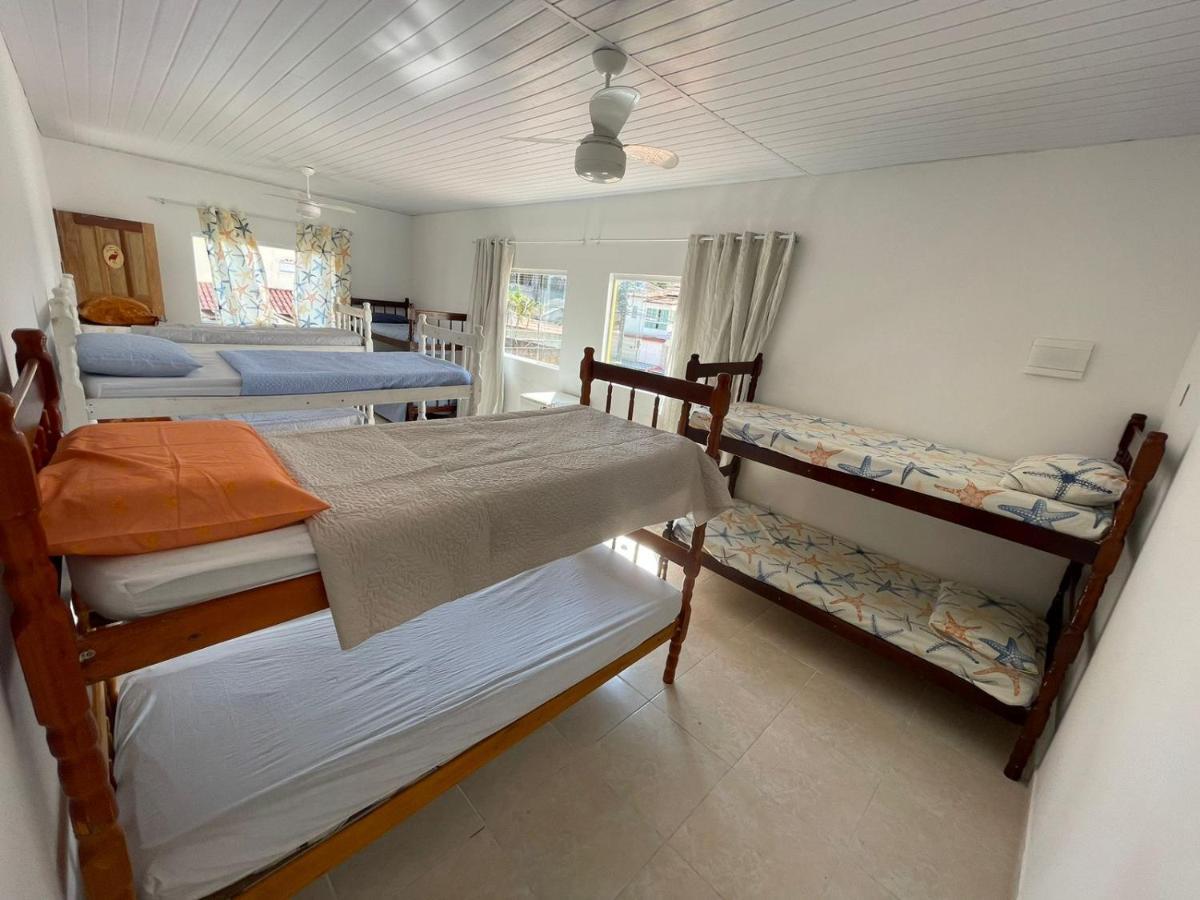 Casa Amarela Hostel Guarapari Exteriör bild